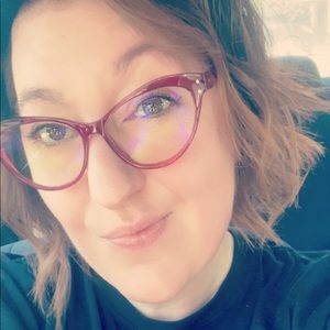 Meet your Posher, Christy